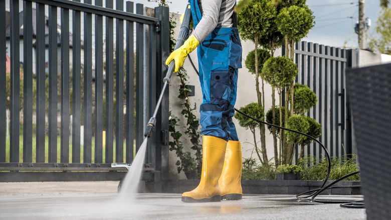 Driveway Pressure Cleaning